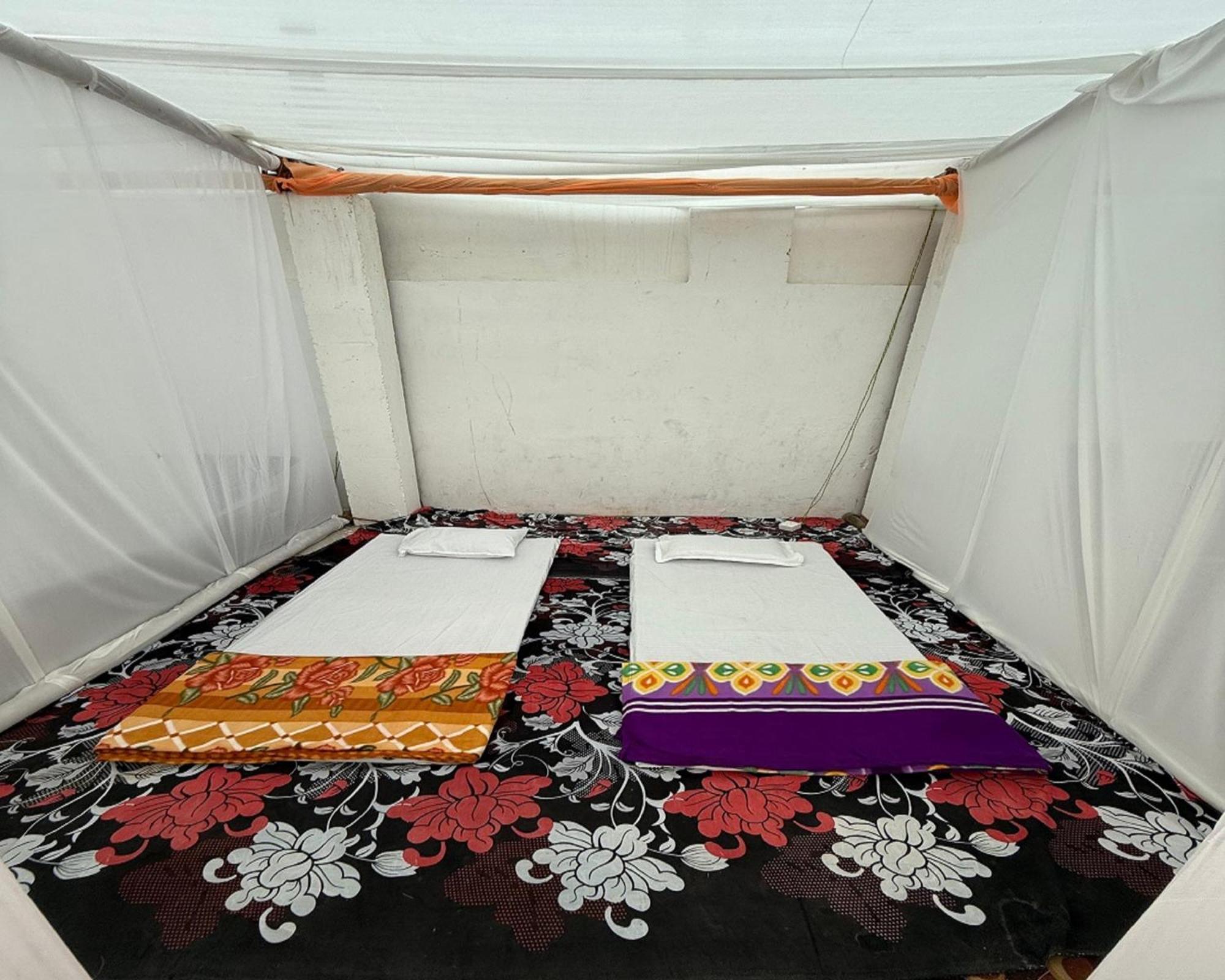 Arail Tent City Kumbh Cottage Mahakumbh -Near Arail Ghat And Naini Station Allāhābād Junction Kültér fotó